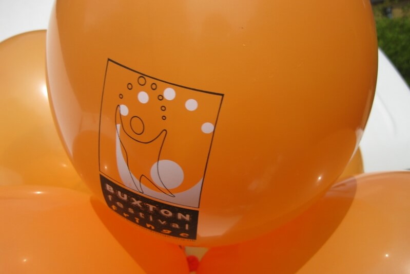 Fringe balloon