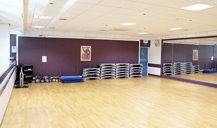 Group exercise room at Buxton Swimming & Fitness Centre. Image Source: Leisurecentre.com Group exercise room at Buxton Swimming & Fitness Centre. Image Source: Leisurecentre.com
